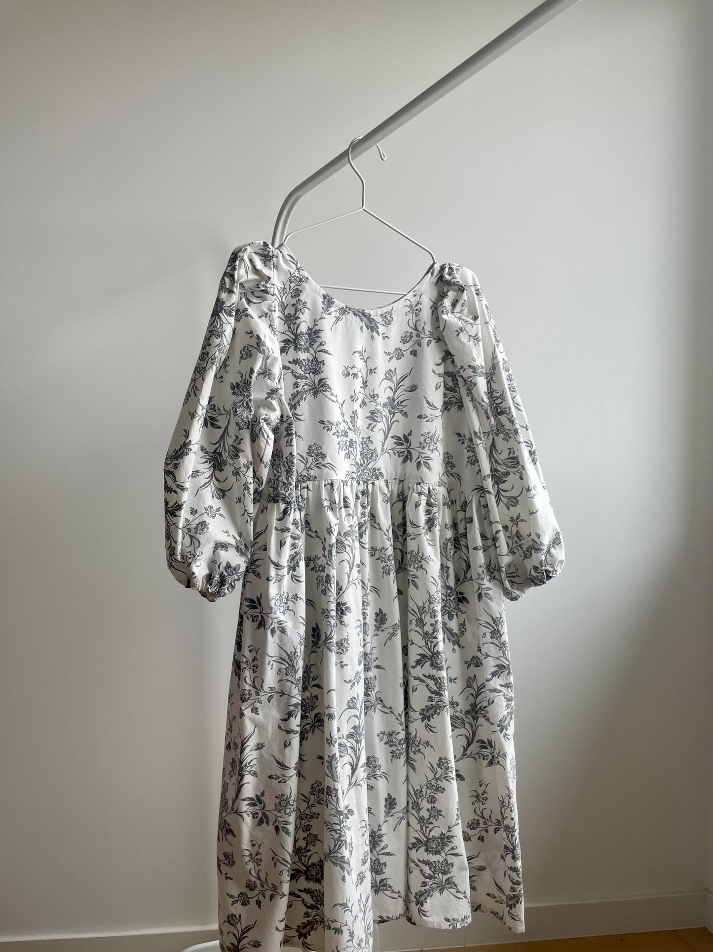 M-L (XL) midi floral dress