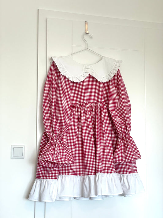 XS-S (M) dress with candy sleeves, white collar and pockets