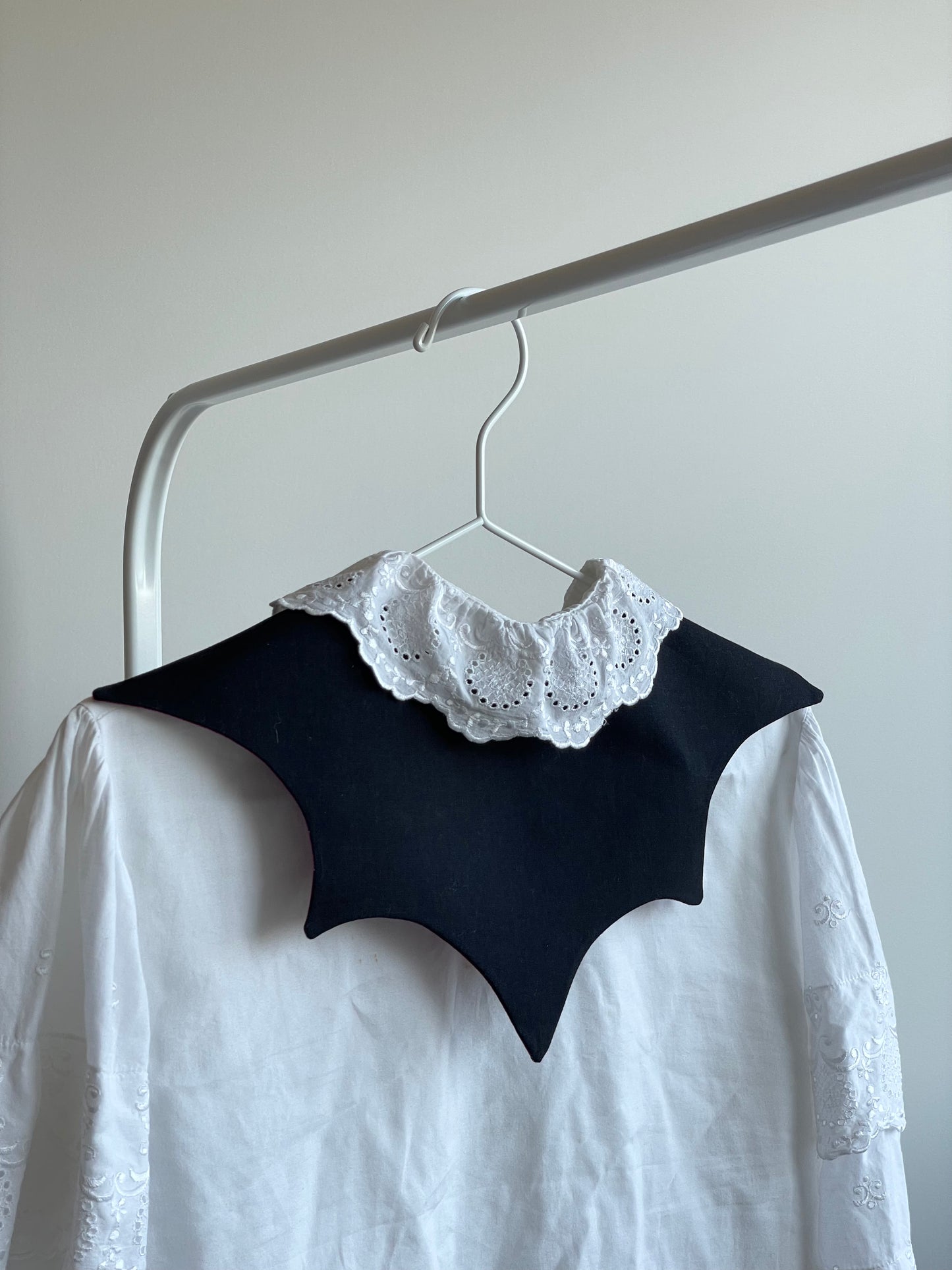 bat collar (in different colors)